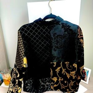 Size xs, one of a kind from Laguna beach. Worn once or twice, super comfy!